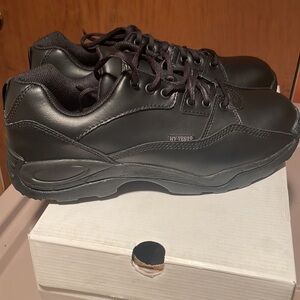 Hytest Steel Toe Men’s Shoes Size 10